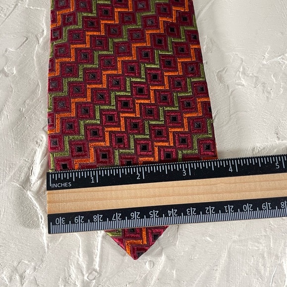 Giacomo De Senese Men's Chevron Silk Necktie - Picture 3 of 14